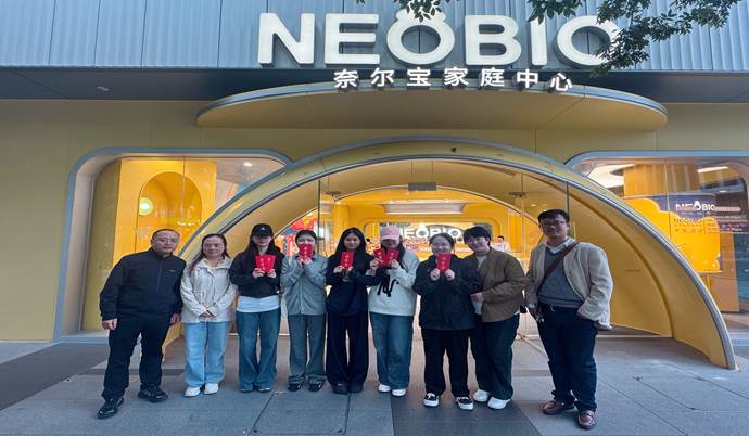 18228B4388B2C3B4CACB4C1FDA246E69